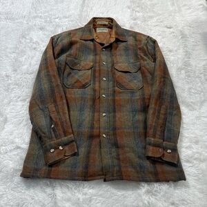Men's Classic Plaid Shirt Jacket in Brown and Gray